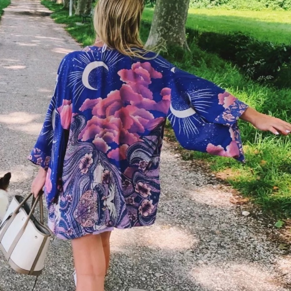 5โญ๏ธ FAV BESTSELLER NEW Celestial Luna Moon Short Boho Hippie Kimono Robe Coverup - Picture 4 of 13